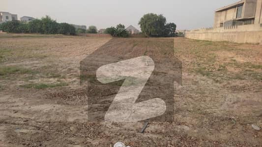 10 Kanal Plot Near Mini Golf In The Heart Of Bahria Town Lahore Executive Lodges For Sale