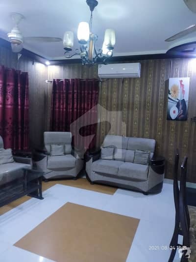 بحریہ ٹاؤن سیکٹرڈی بحریہ ٹاؤن لاہور میں 4 کمروں کا 8 مرلہ مکان 1.2 لاکھ میں کرایہ پر دستیاب ہے۔