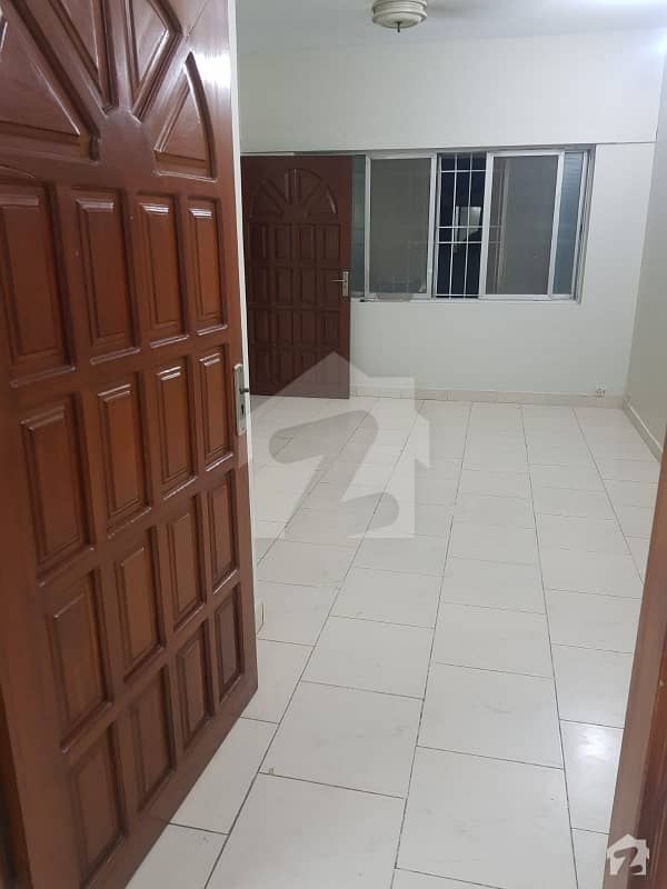 Clifton Block 8 3 Bedrooms Apartment Available For Sale