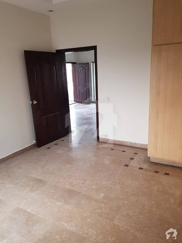 6 Marla 2nd Floor Flat For Rent Good Condition Neat And Clean