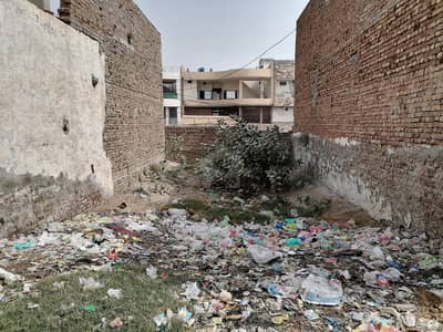 ظفر آباد کالونی رحیم یار خان میں 5 مرلہ رہائشی پلاٹ 11 لاکھ میں برائے فروخت۔