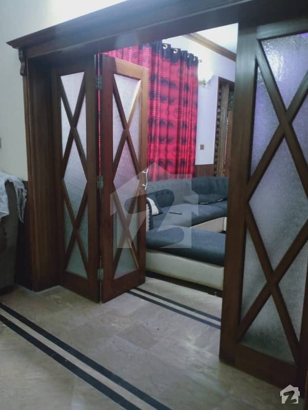 جھنگی سیداں ایبٹ آباد میں 5 کمروں کا 11 مرلہ مکان 2.15 کروڑ میں برائے فروخت۔