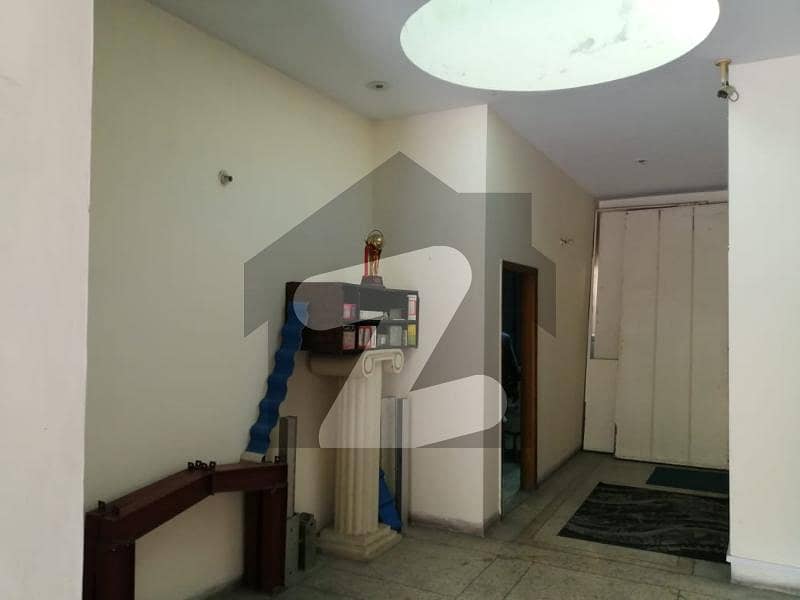 1 Kanal Upper Portion Available For Rent In Garden Town Lahore - Can Be Used As Commercial Space