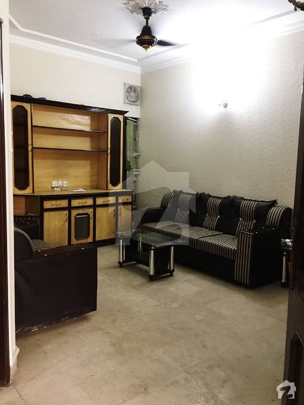 نیواقبال پارک کینٹ کینٹ لاہور میں 3 کمروں کا 4 مرلہ مکان 1.1 کروڑ میں برائے فروخت۔