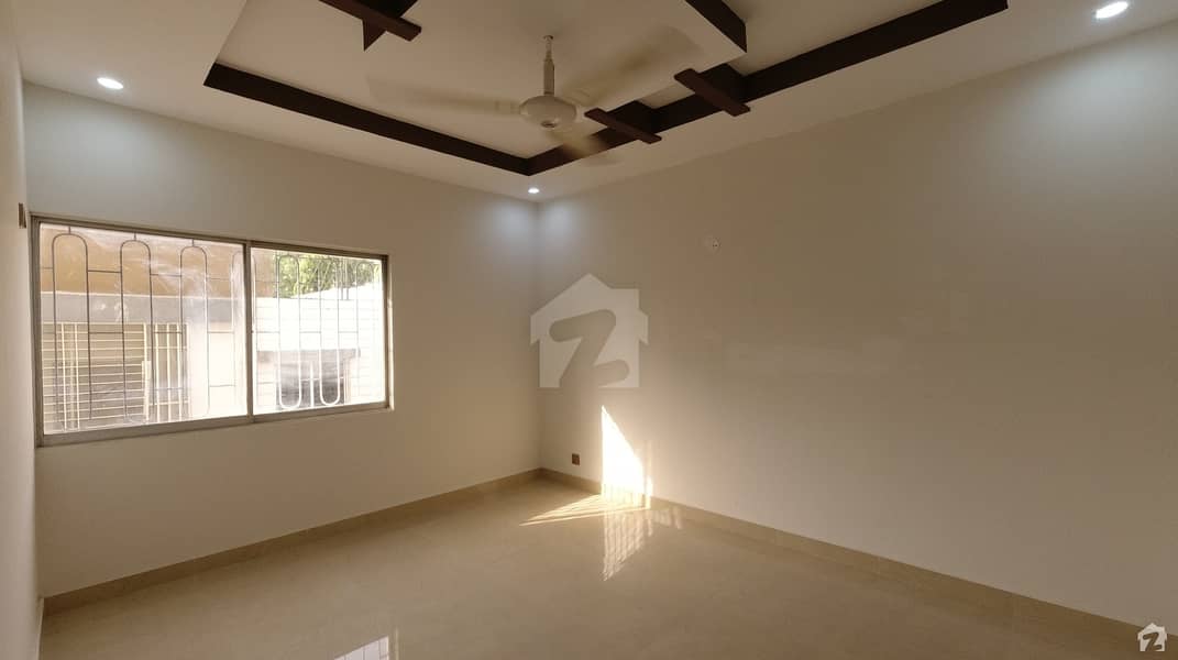 Ideally Located Flat Available In Jamshed Town With Irresistible Features