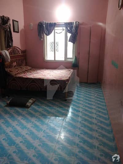 دہلی کالونی کراچی میں 7 کمروں کا 0.32 مرلہ مکان 8 لاکھ میں برائے فروخت۔