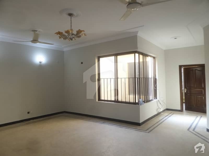 Idyllic Flat Available In Gulberg Greens - Gulberg For Rent