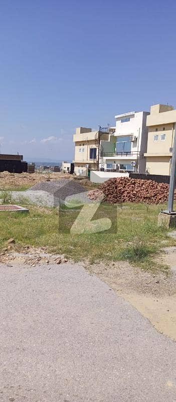 10 marla Residential Plot for sale Bahria Town Phase 8 Rawalpindi