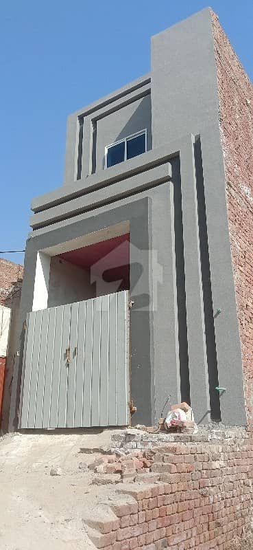 ستیانہ روڈ فیصل آباد میں 3 کمروں کا 3 مرلہ مکان 32 لاکھ میں برائے فروخت۔