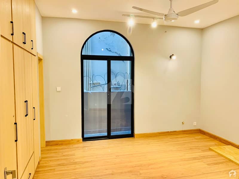 700 Square Feet Flat Is Available For Rent In Bahria Town