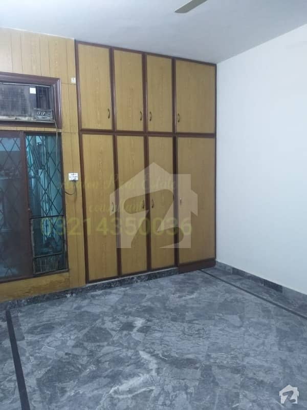 پی اے ایف آفیسرز کالونی کینٹ لاہور میں 3 کمروں کا 12 مرلہ مکان 1.9 کروڑ میں برائے فروخت۔