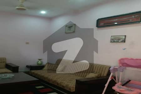 محمدیہ کالونی بہاولپور میں 6 کمروں کا 10 مرلہ مکان 1.95 کروڑ میں برائے فروخت۔