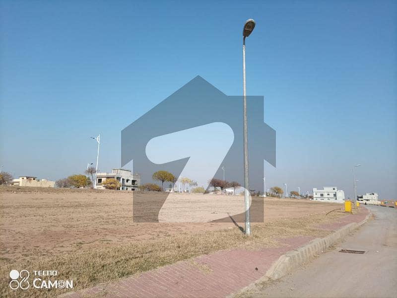 10 marla Residential Plot for sale Bahria Town Phase 8 Rawalpindi