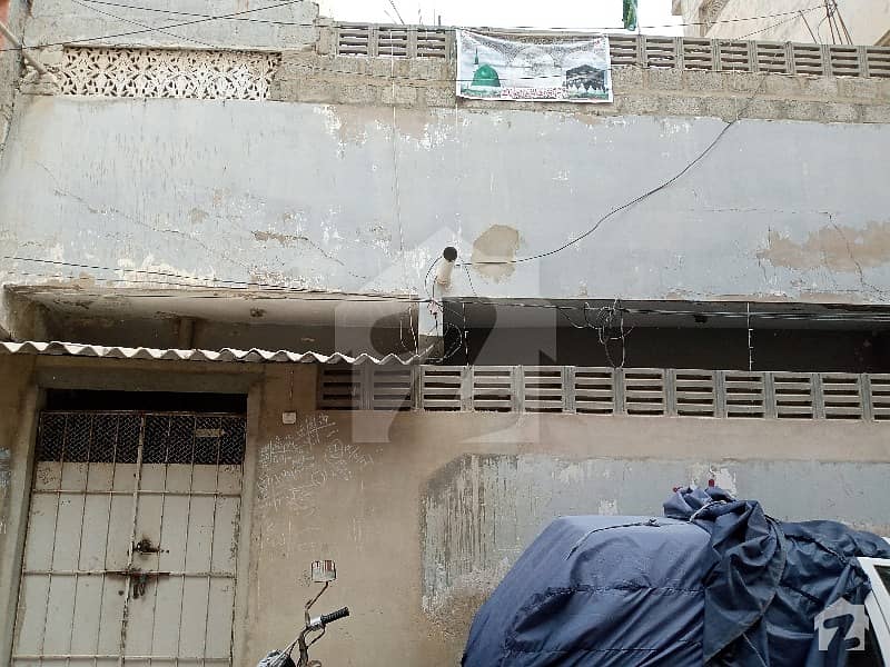 اعظم ٹاؤن کراچی میں 4 کمروں کا 5 مرلہ مکان 2.5 کروڑ میں برائے فروخت۔