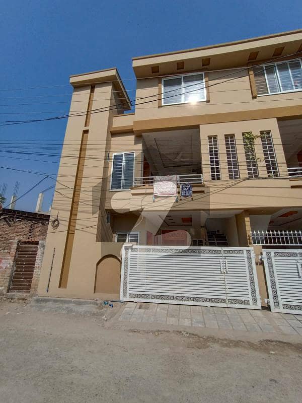 گلریز ہاؤسنگ سکیم راولپنڈی میں 4 کمروں کا 4 مرلہ مکان 1.15 کروڑ میں برائے فروخت۔