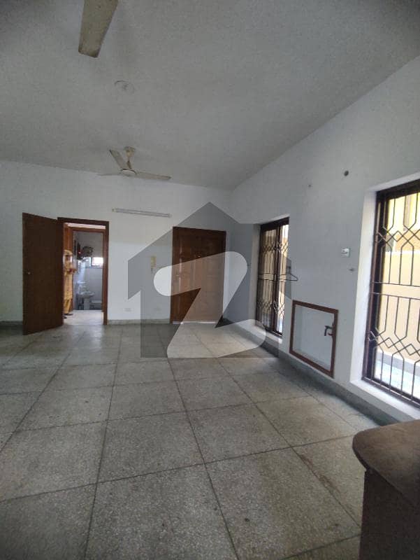 10 Marla Lower Portion For Rent In Dha Phase 4