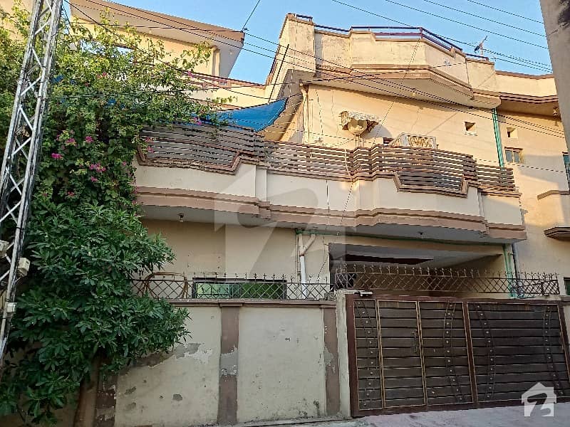 اڈیالہ روڈ راولپنڈی میں 4 کمروں کا 5 مرلہ مکان 1.3 کروڑ میں برائے فروخت۔