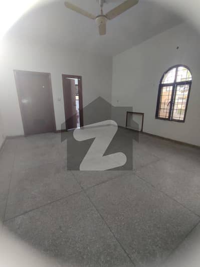 1 Kanal Upper Portion Separate Gate For Rent In Dha Phase 2