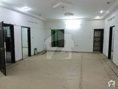 ناظم آباد 3 - بلاک اے ناظم آباد 3 ناظم آباد کراچی میں 4 کمروں کا 9 مرلہ زیریں پورشن 50 ہزار میں کرایہ پر دستیاب ہے۔