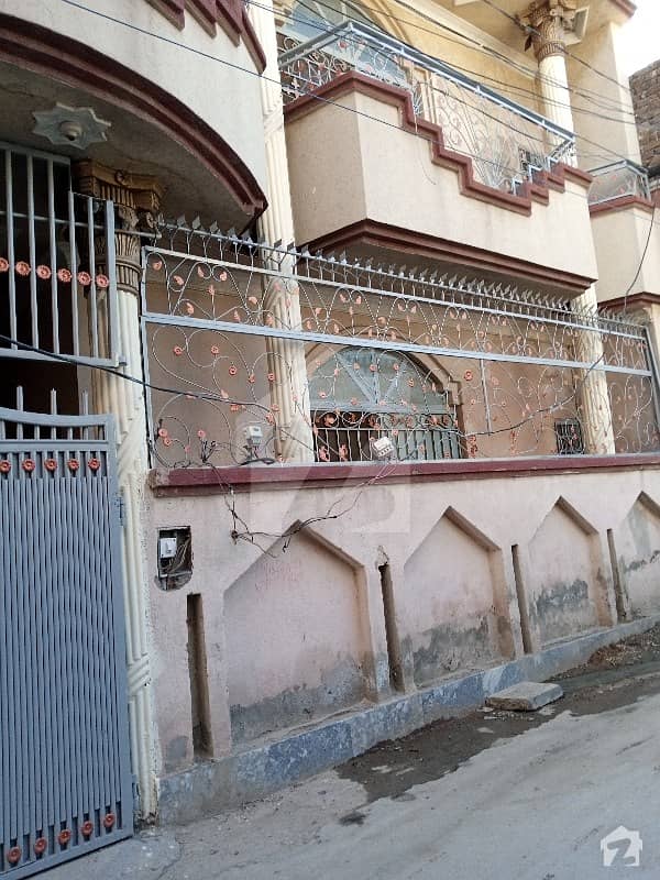شلے ویلی راولپنڈی میں 6 کمروں کا 6 مرلہ مکان 50 ہزار میں کرایہ پر دستیاب ہے۔