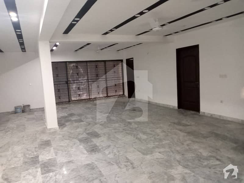 Jail Road 1 Kenal Basement For Rent Room 1 And Touch Watch