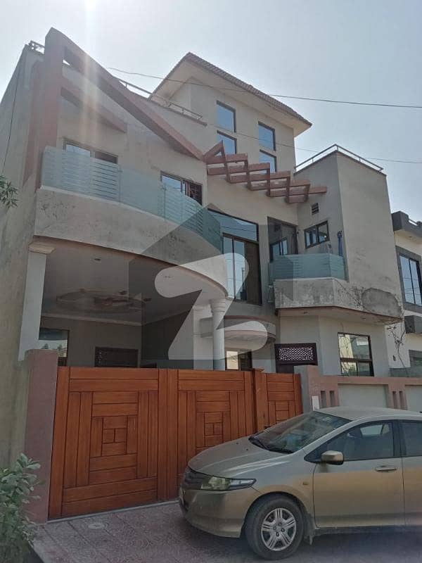 07 Marla Double Storey House Available For Rent In Wapda Town Phase2 Block Q.