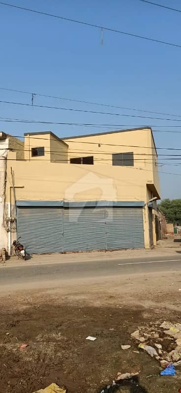 Suraj Miani Road 900 Square Feet Upper Portion Up For Rent