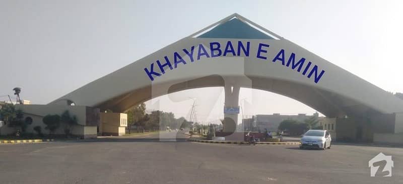 450 Square Feet Spacious Commercial Plot Available In Khayaban-e-amin For Sale