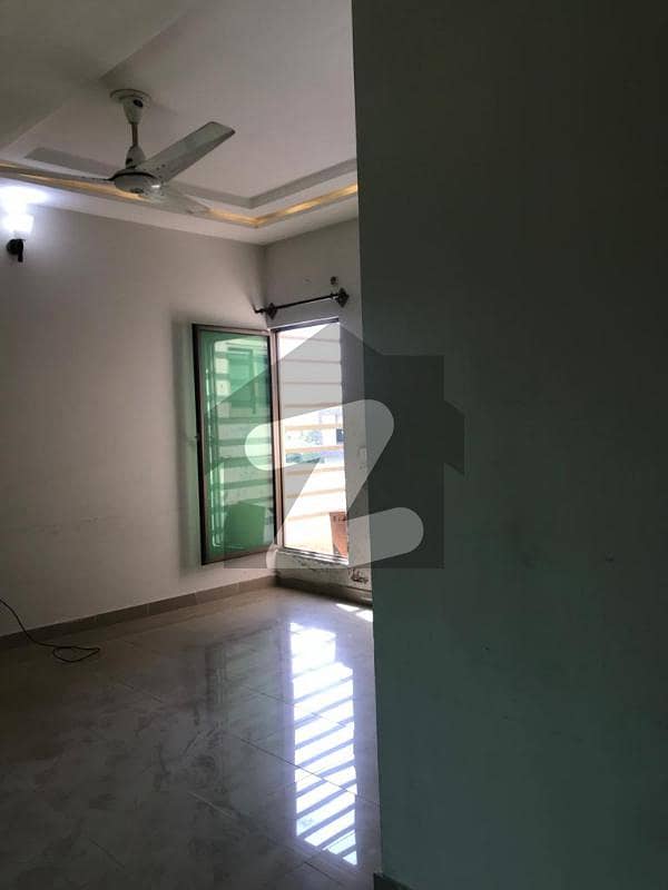 Flat In Zaraj Scheme - Sector B Sized 1688 Square Feet Is Available