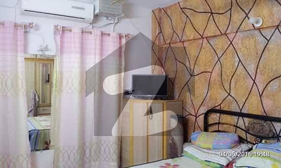 یونیورسٹی روڈ کراچی میں 2 کمروں کا 3 مرلہ فلیٹ 35 لاکھ میں برائے فروخت۔