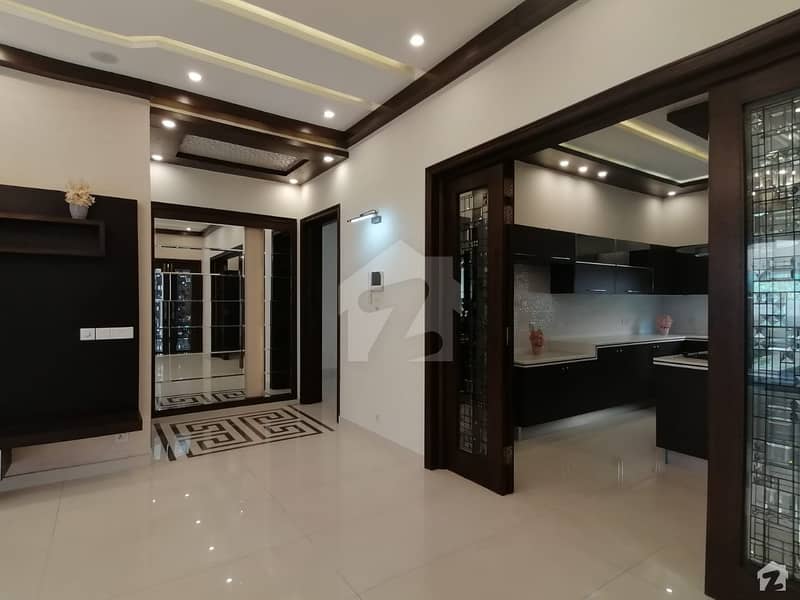 Ideal House For Sale In Model Town