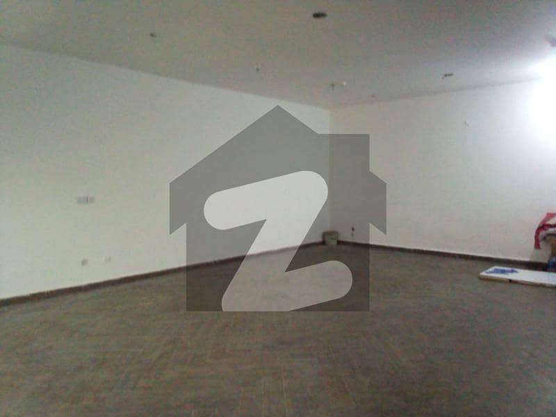 Hot Deal 4 Marla 3rd Floor Office For Rent At Prime Location