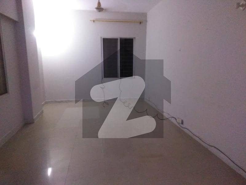 4 Bed Dd 4th Floor With Lift American Kitchen And Car Parking Full Renovated And Tile Flooring