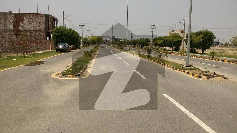 ڈی ایچ اے 11 رہبر فیز 4 ۔ بلاک آر ڈی ایچ اے 11 رہبر فیز 4 ڈی ایچ اے 11 رہبر لاہور میں 5 مرلہ رہائشی پلاٹ 67 لاکھ میں برائے فروخت۔