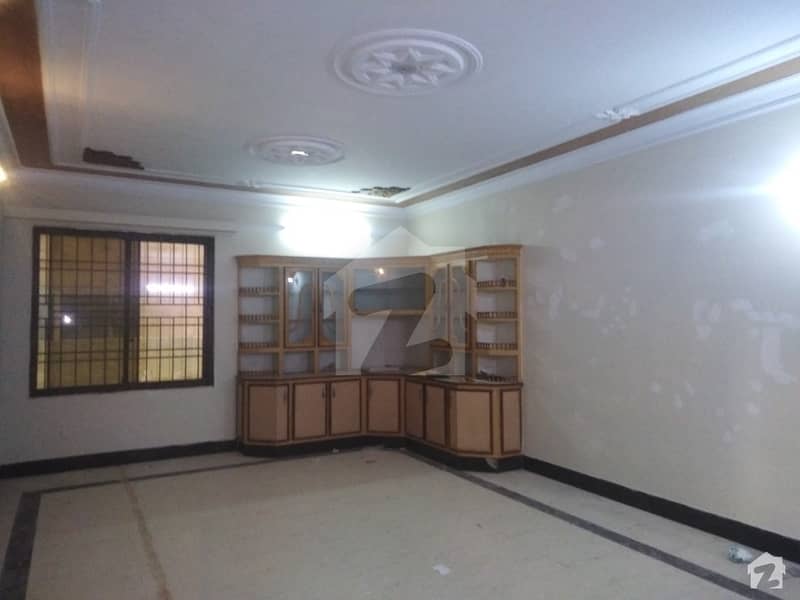 In Hayatabad House Sized 1 Kanal For Rent