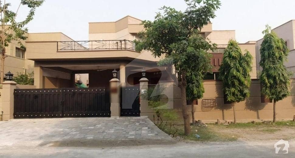 1 Kanal SUH House For Sale In Askari 11 Lahore