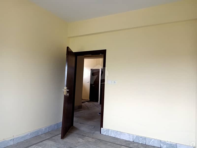 Good 816 Square Feet Flat For Rent In Mujahid Colony