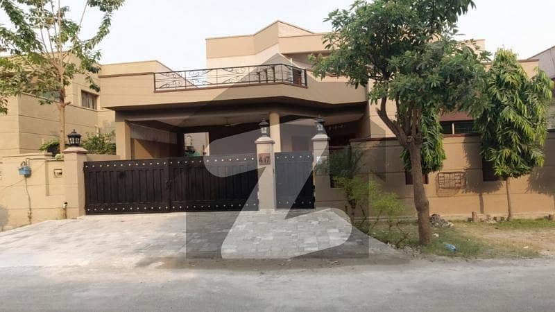 1 Kanal SUH House For Sale In Askari 11 Lahore
