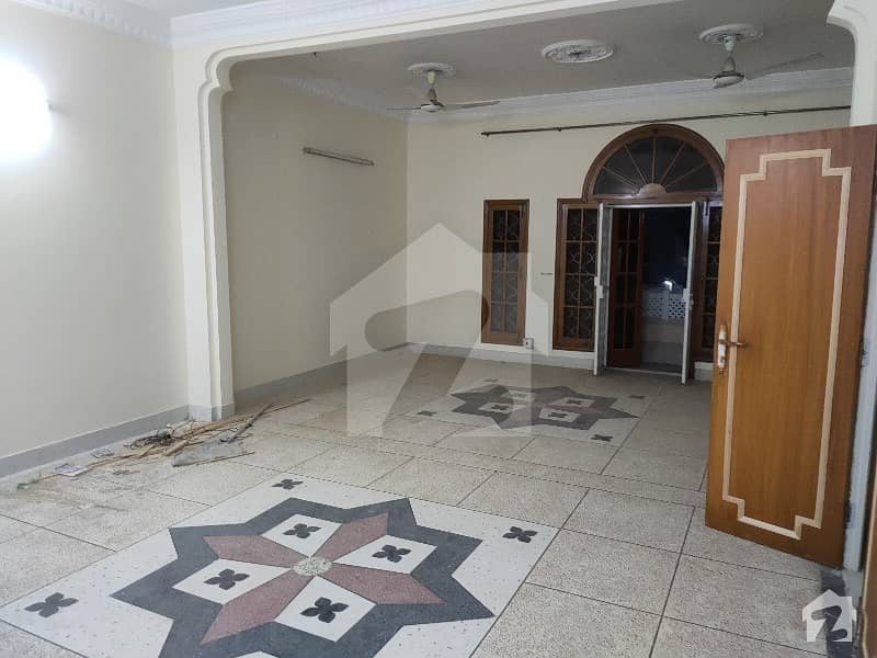 Allama Iqbal Town Nishtar Block 10 Marla Double Storey House For Sale