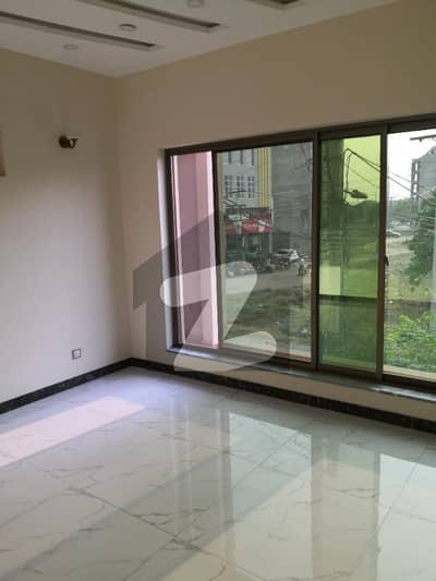 5 Marla Lower Portion For Rent Ali View Garden