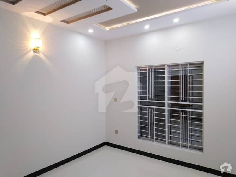 Centrally Located House In Samanabad Is Available For Sale