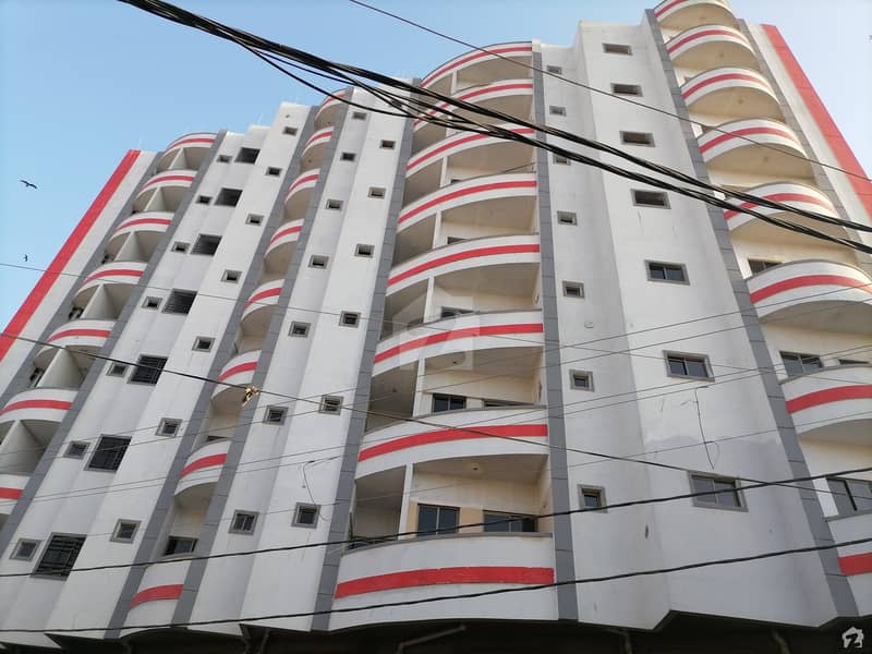 ناظم آباد کراچی میں 2 کمروں کا 3 مرلہ فلیٹ 43 لاکھ میں برائے فروخت۔