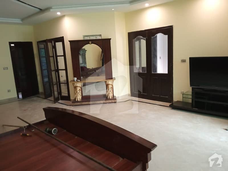 Furnished Room For Rent In 2 Kanal House