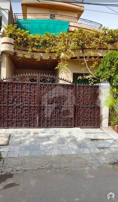 House Of 2250 Square Feet For Sale In Sabzazar . E Block