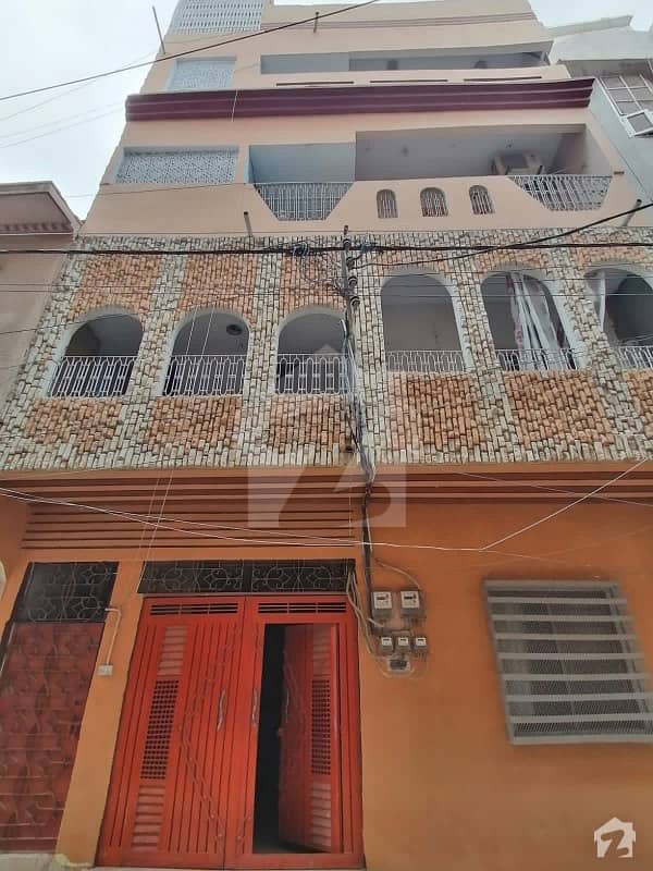 کراچی ایڈمنسٹریشن ایمپلائیز سوسائٹی جمشید ٹاؤن کراچی میں 8 کمروں کا 5 مرلہ مکان 3.5 کروڑ میں برائے فروخت۔