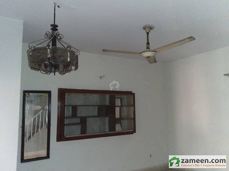 3 Marla Independent Flat In B Block Canal View Lahore