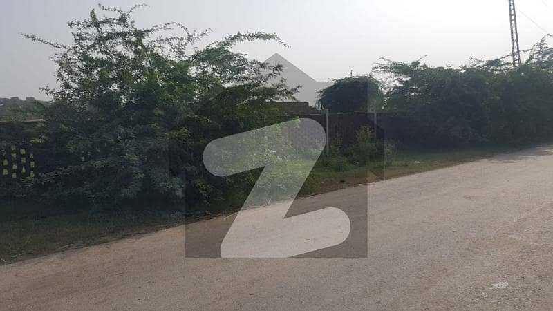 Prime Location 20-kanal Land For Farmhouse Sale Bedian Road