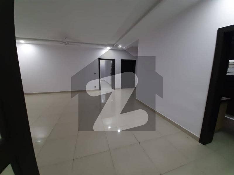 House Available In Bahria Town Phase 4