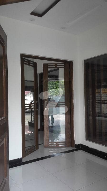 10 Marla Slightly Used House Is Available For Sale In Dha Phase 4 Block EE