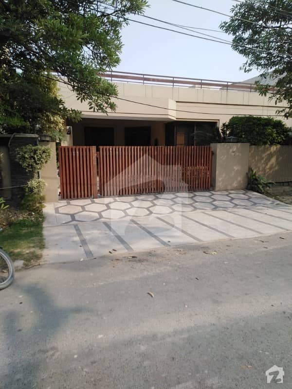 Dha Phase 3 3 Bed Rooms 1 Kanal Single Storey House For Sale